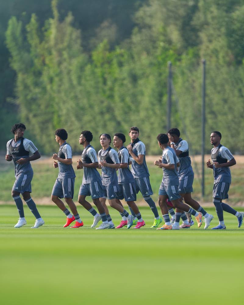 جانب من تدريبات منتخب الإمارات