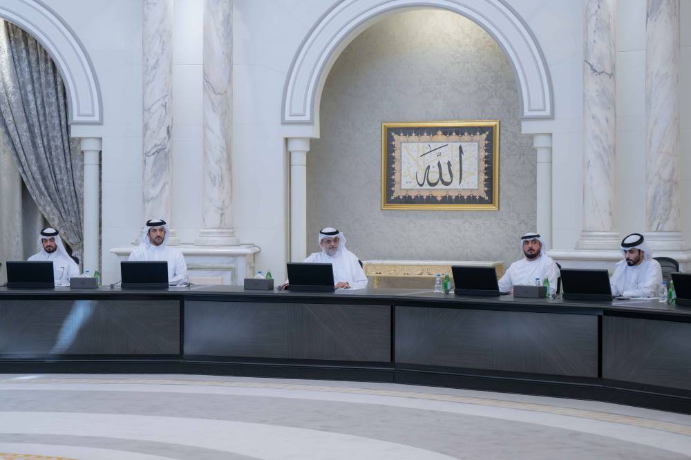 ولي عهد الشارقة يترأس اجتماع المجلس التنفيذي