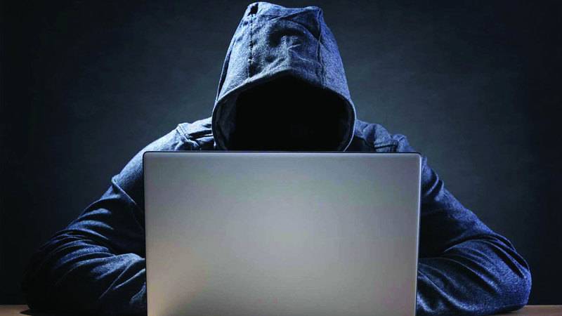 الإمارات.. «الأمن السيبراني» يحذر من فيديوهات وصوتيات «التزييف العميق»