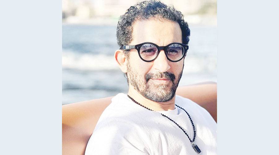 «أضعف خلقه» يعيد أحمد حلمي إلى السينما
