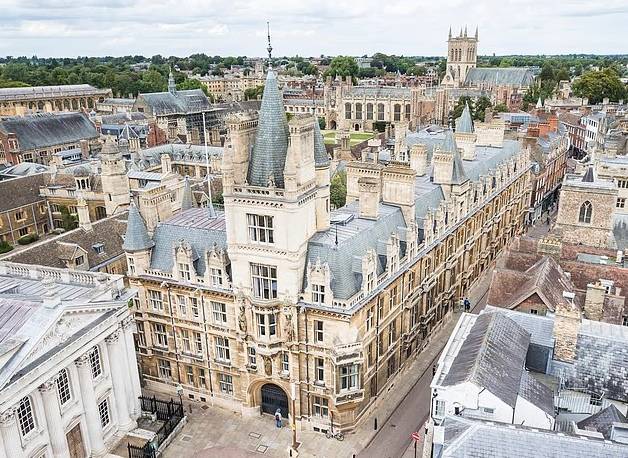 كلية جونفيل وكايوس بجامعة كامبريدج