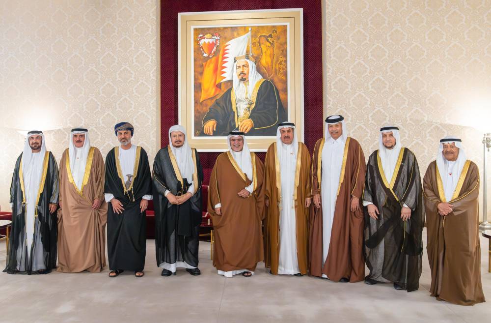 ولي عهد البحرين يستقبل صقر غباش ورؤساء المجالس التشريعية الخليجية المشاركين في الاجتماع الدوري 19 في المنامة 1