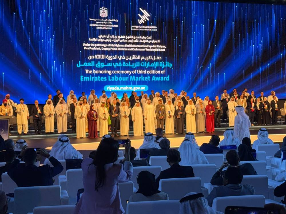 الإمارات.. 156 ألف مواطن يعملون في القطاع الخاص