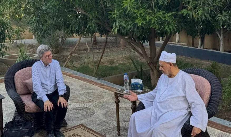 خلال اللقاء