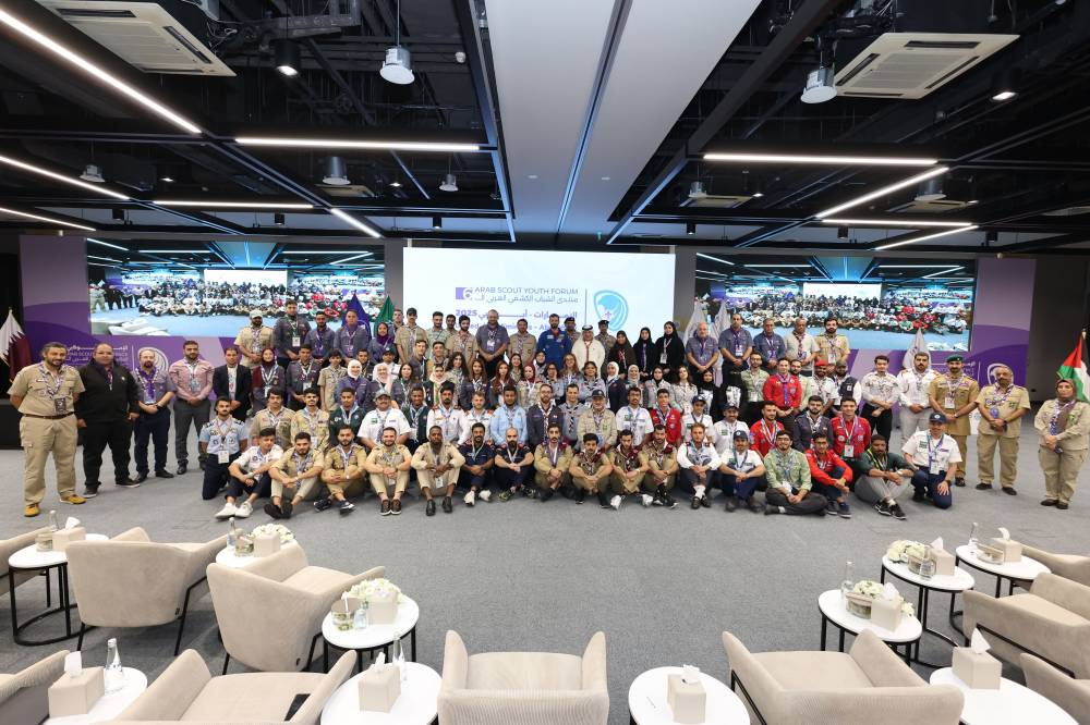 النيادي يستعرض رحلته في الفضاء خلال منتدى الشباب الكشفي