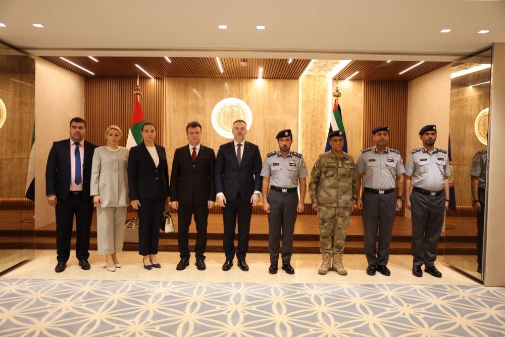وفد مقدوني يطلع على تجارب شرطة أبوظبي