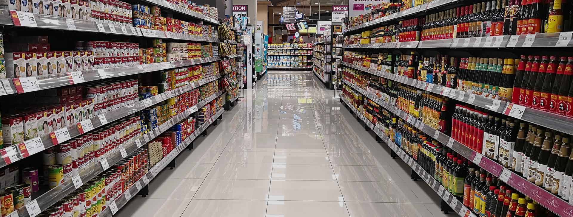 دراسة: مشتريات الأسر المعتادة من السوبرماركت تُصنّف كأطعمة فائقة المعالجة (أرشيفية)