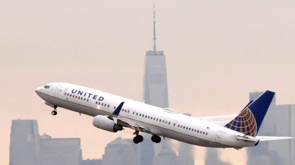 هبوط اضطراري بسبب ادعاء كاذب