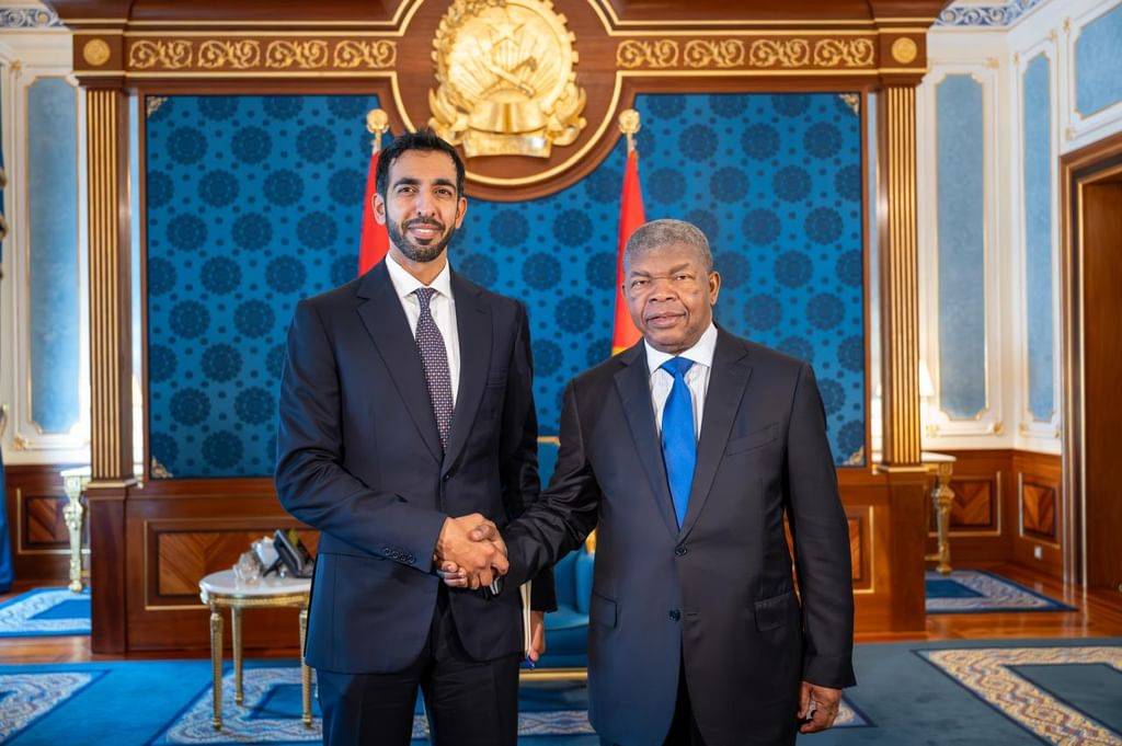 رئيس أنغولا يستقبل شخبوط بن نهيان ويبحثان العلاقات المشتركة