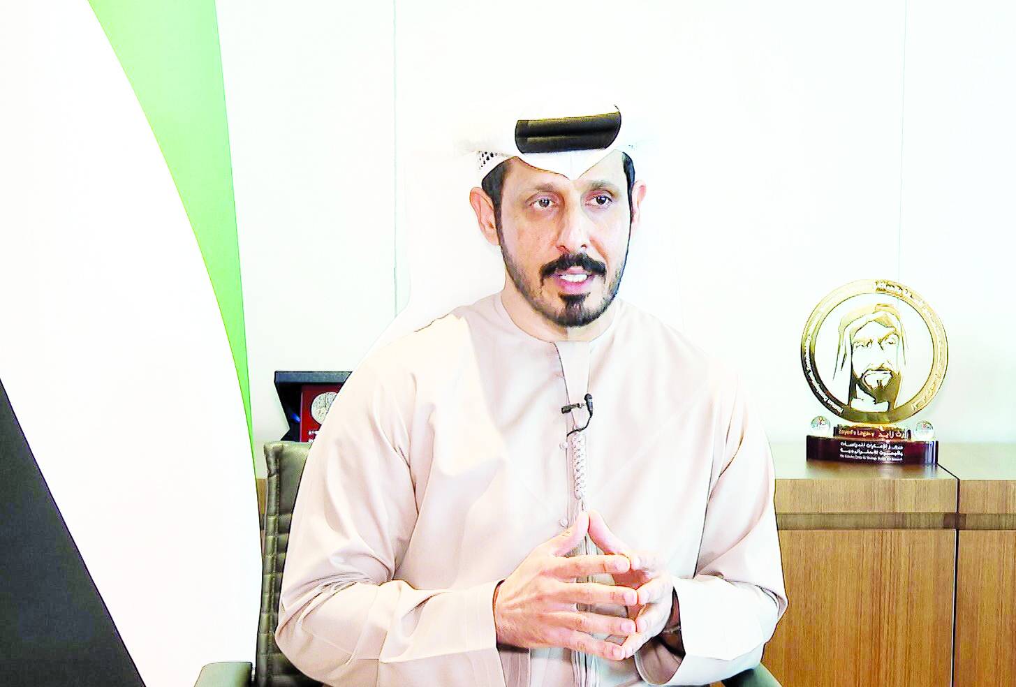 الإمارات والبحرين تكافحان الجرائم المالية