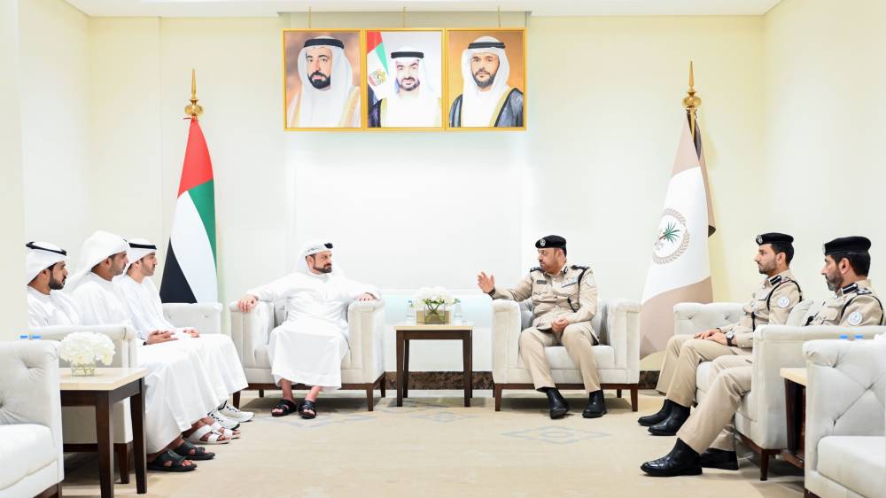 عبد الله بن عامر خلال استقباله خالد بن حميد