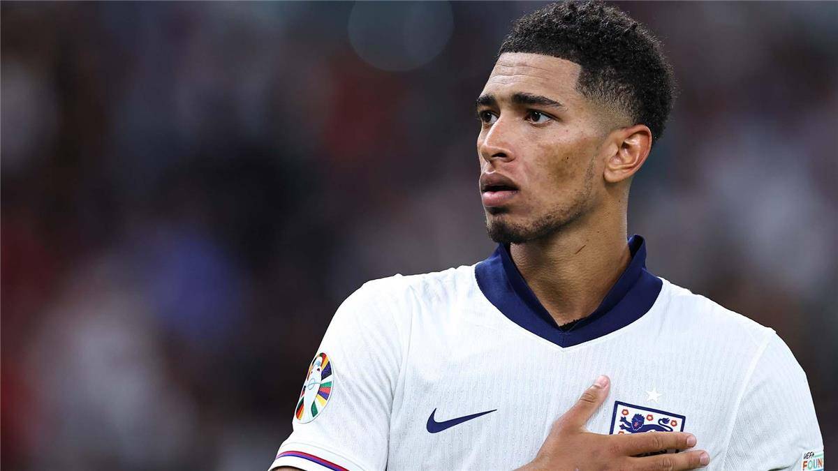 رايت عن بيلينجهام: إنجلترا ليست مستعدة لرؤية «نجم أسود»