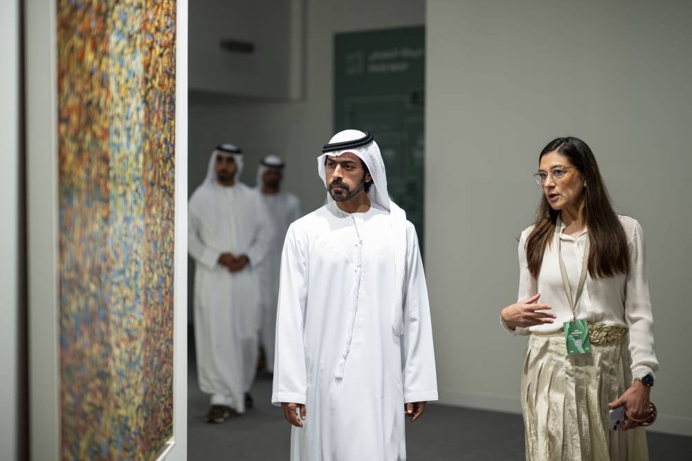 خليفة بن طحنون: «فن أبوظبي» يعزز المشهد الإبداعي