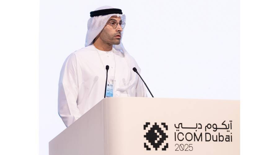 محمد خليفة المبارك خلال مؤتمر «آيكوم»