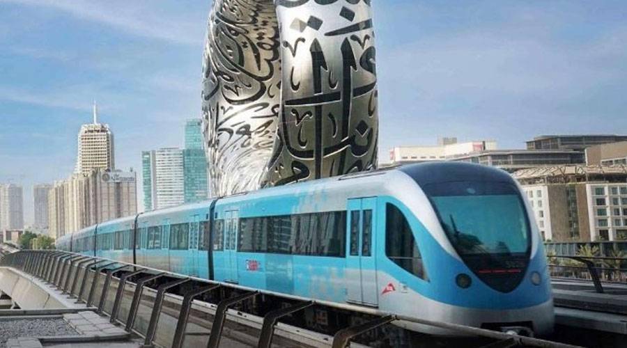 «طرق دبي» تمدد ساعات عمل المترو خلال «تحدي الجري» (فيديو) 