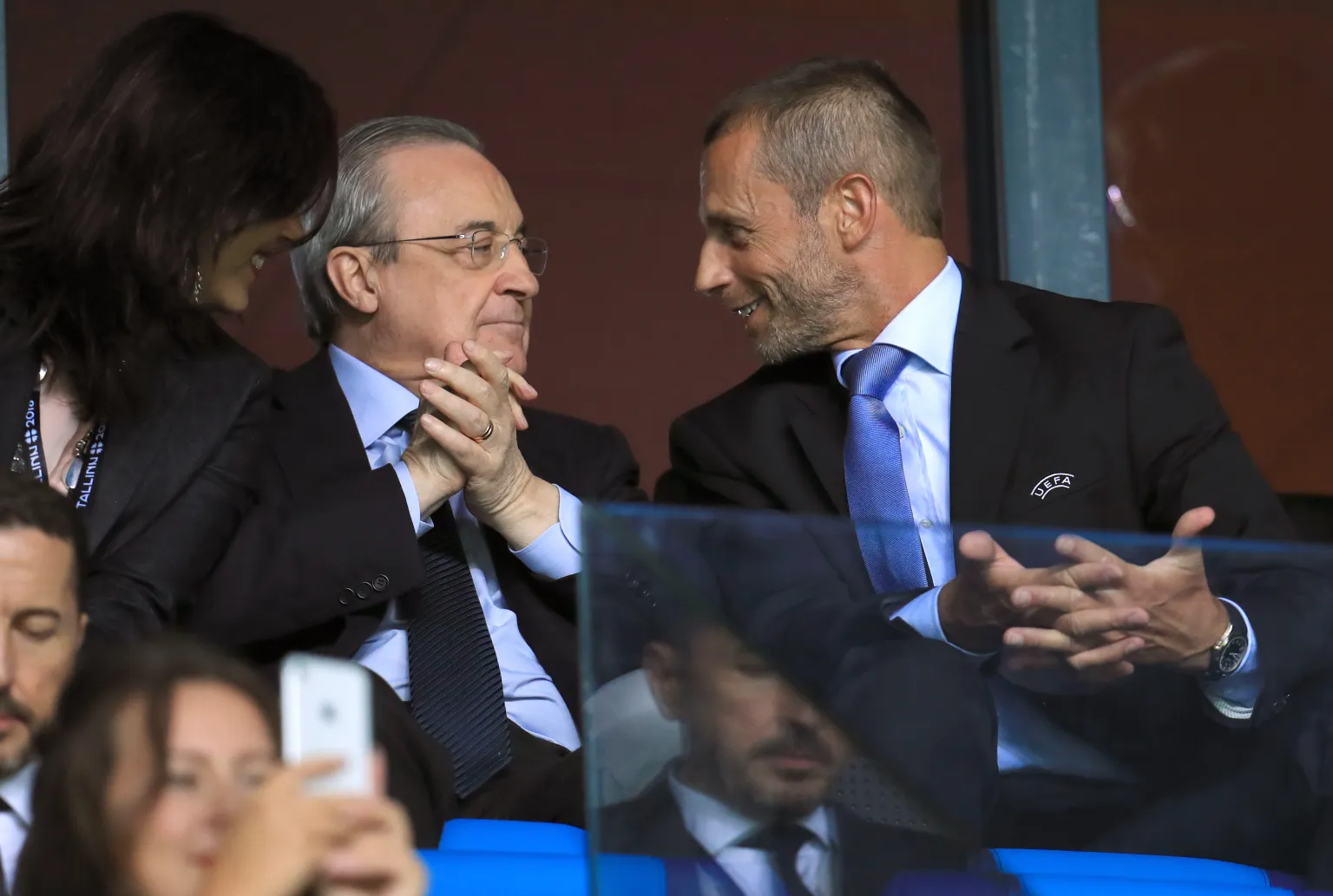 بيريز وتشيفرين وجهاً لوجه 