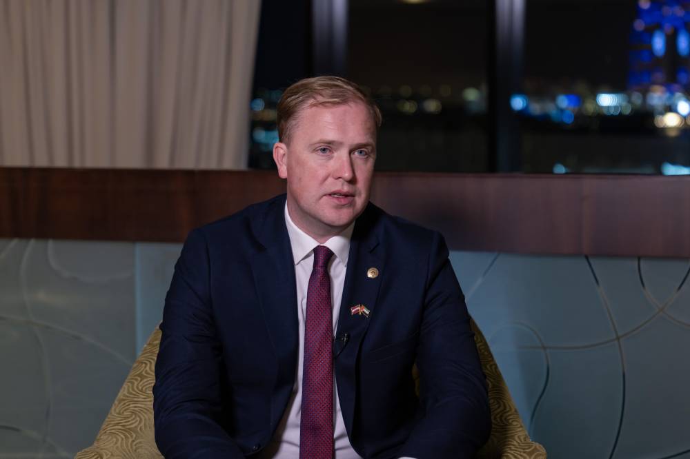 فيكتورس فالانيس وزير الاقتصاد اللاتفي