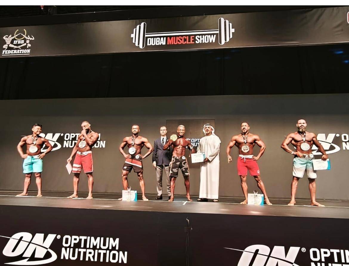 من تتويج سابق