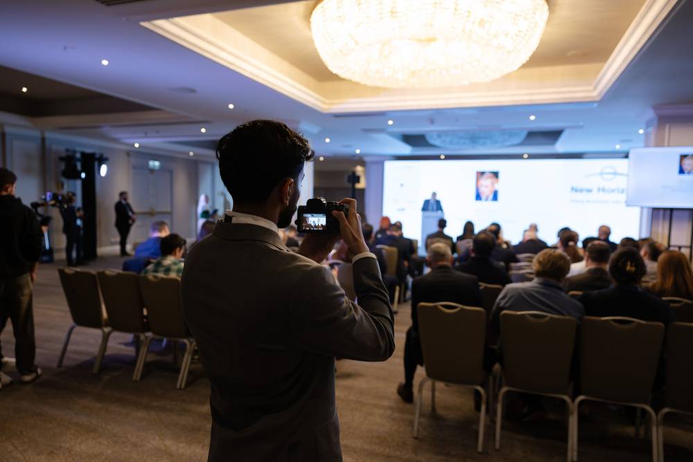 «دبي للإعلام» يشرك الطلبة في إنتاج المواد الإعلامية