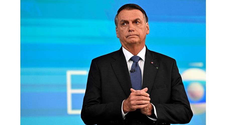 بعد حرقه سواره الإلكتروني.. بولسونارو يبدأ تنفيذ عقوبة السجن في قضية الانقلاب