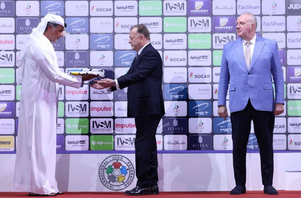 منتخب روسيا يتوج بلقب أبوظبي «جراند سلام» للجودو