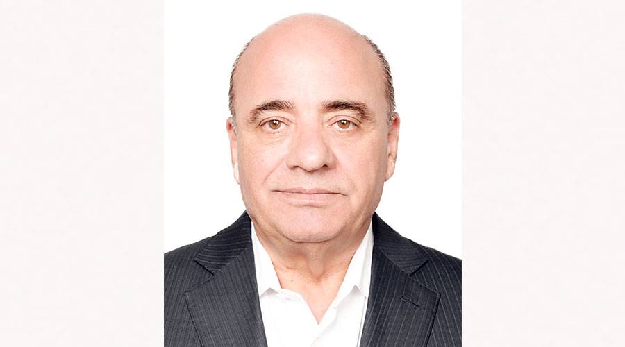 أحمد بكيرات