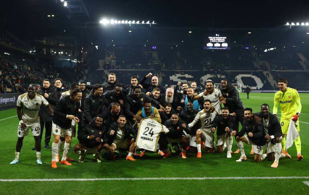 لنس يستفيد من سقوط سان جيرمان وتعثر مرسيليا ويتصدر