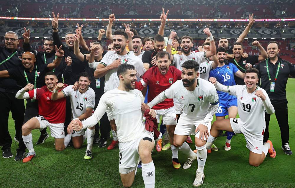  فرحة المنتخب الفلسطيني بالفوز	