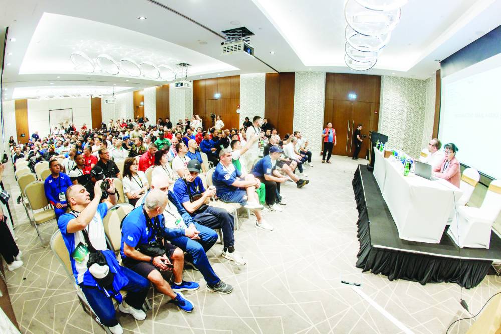 خلال مراسم إجراء القرعة