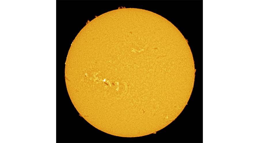 مرصد الختم الفلكي بأبوظبي يوثق نشاط «البقع الشمسية» (فيديو)