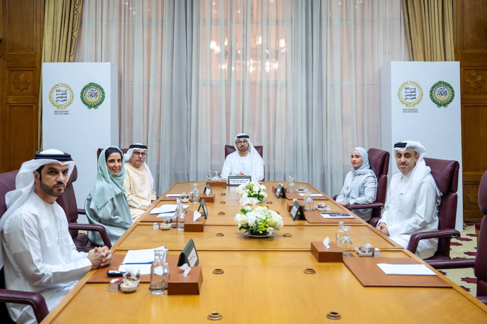 مجلس أمناء جائزة التميز الحكومي العربي يبحث توجهات المرحلة المقبلة