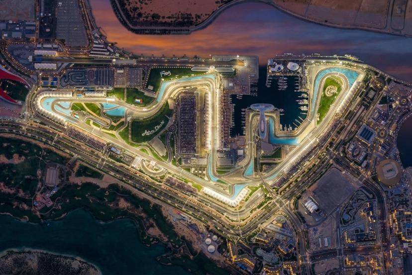 حلبة مرسى ياس أبوظبي بعدسة رائد الفضاء الفرنسي