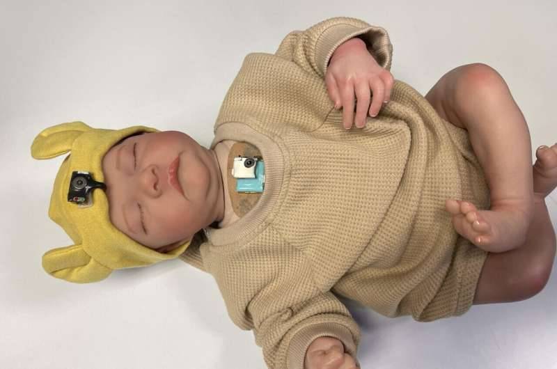 نظام ذكي لمراقبة حديثي الولادة