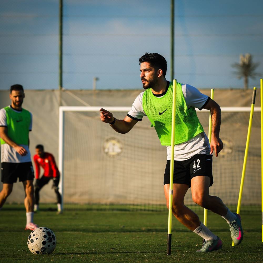 كلباء يقابل الرياض السعودي ودياً