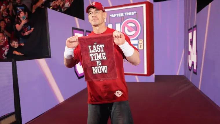 مفاجأة تفجرها WWE: تلميح لعودة ذا روك في مباراة اعتزال جون سينا