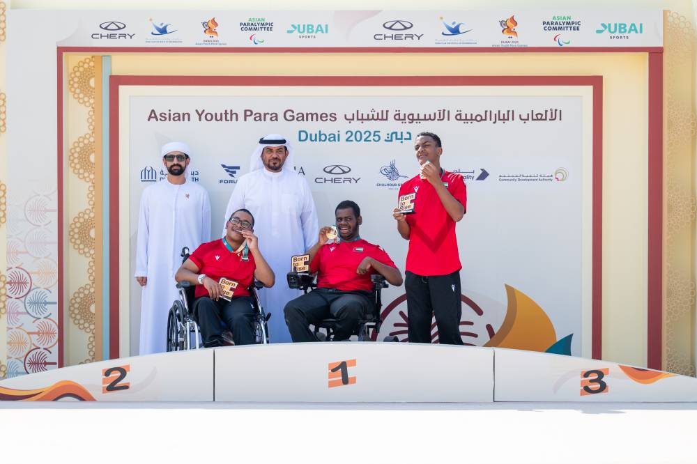 خلال تتويج الفائزين