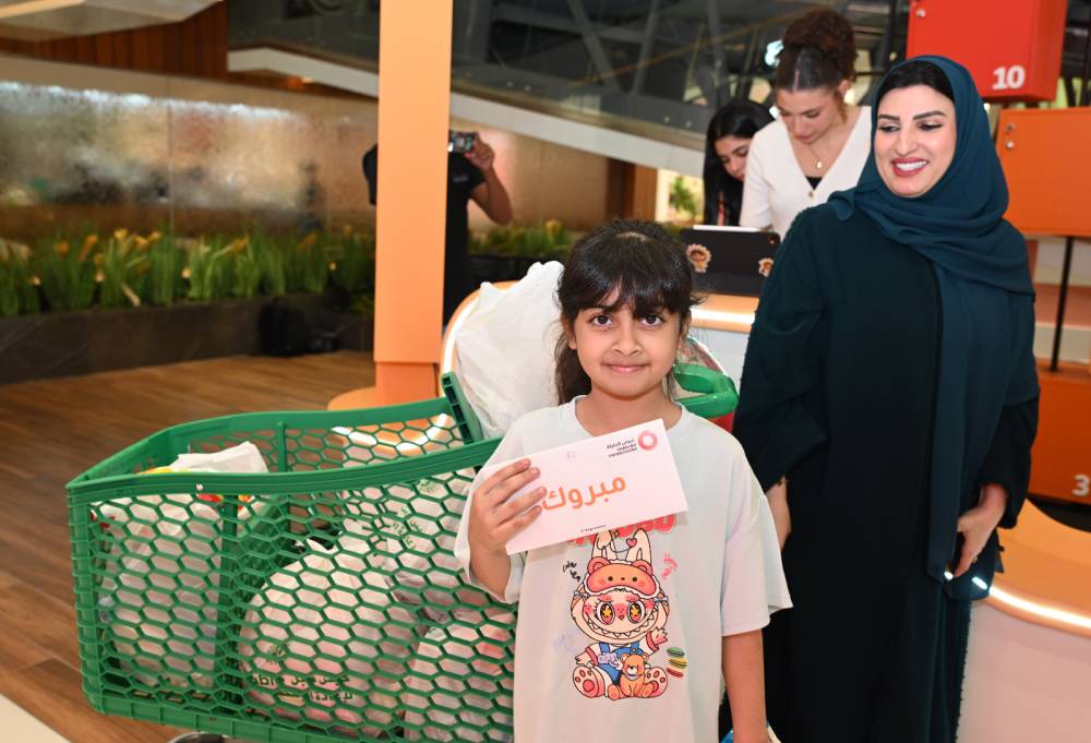 إقبال جماهيري على عروض الشارقة للتسوق