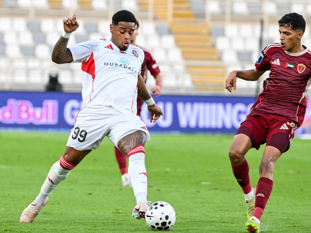 من مباراة الوحدة والجزيرة