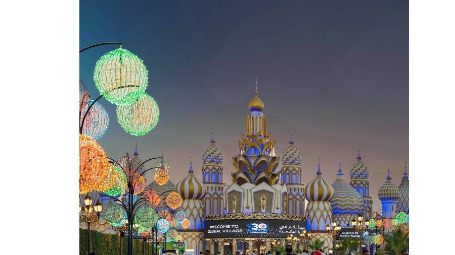 القرية العالمية تغلق أبوابها اليوم بسبب الأحوال الجوية