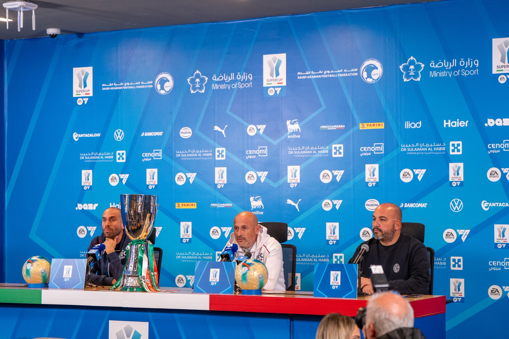 مدرب بولونيا «الجائع» يتوقع ركلات الترجيح وكونتي يعلن جاهزيته نابولي للقب السوبر