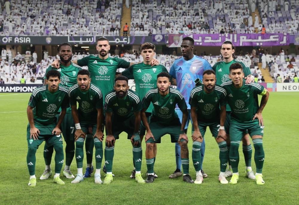   فريق الأهلي السعودي