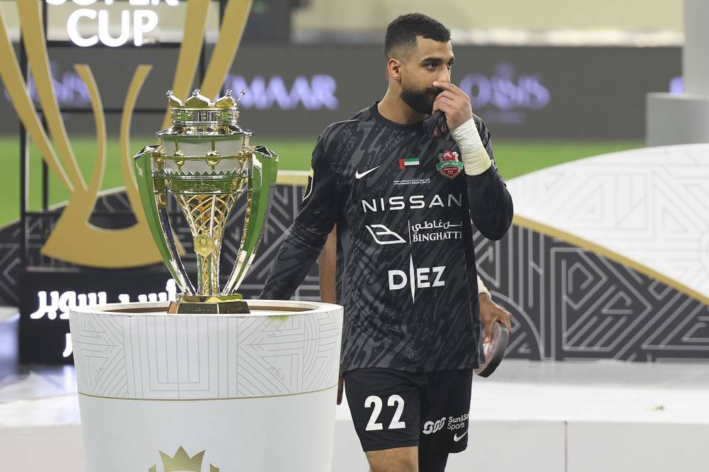 نهائي كاس السوبر بين الشارقة وشباب الاهلي تصوير : هيثم الخاتم