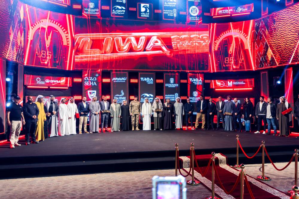 خلال تكريم شركاء المهرجان