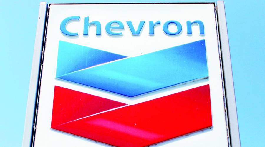 أسهم شيفرون ترتفع 8%