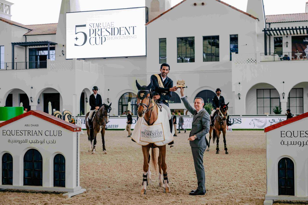 144 فارساً في بطولة كأس رئيس الدولة لقفز الحواجز بأبوظبي