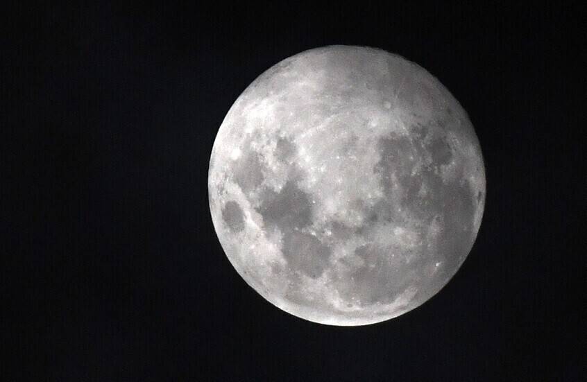 2026 عام إعادة الأرض إلى مدار القمر