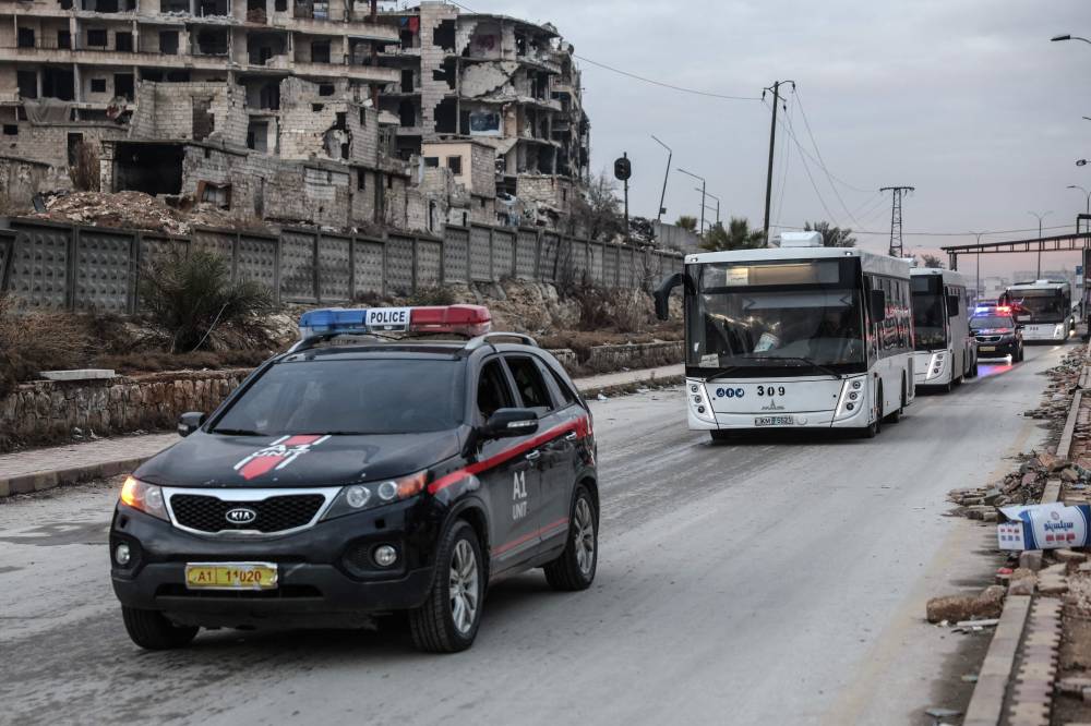 السلطات السورية: إجلاء 400 مسلح من حلب واعتقال 300 آخرين