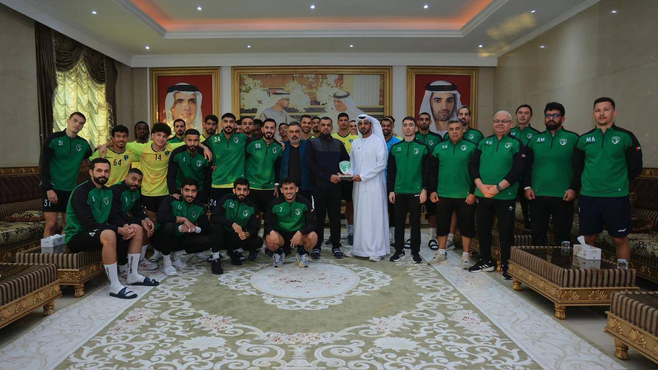 النقبي مع فريق الإمارات