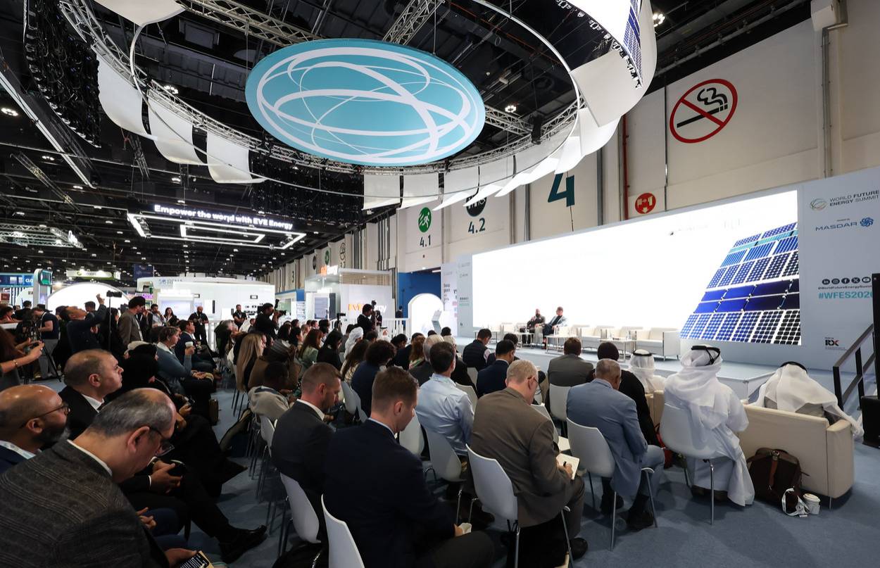 المفوضية الأوروبية تكشف عن استعداد منطقة الخليج لتحقيق مكاسب هائلة في مج ال الطاقة النظيفة