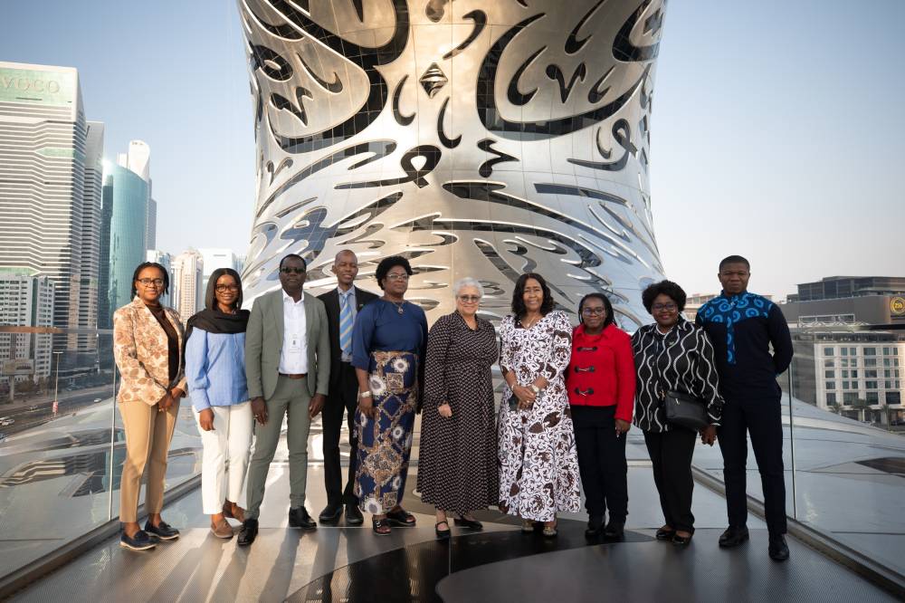 نائبة رئيس جمهورية ناميبيا تزور متحف المستقبل